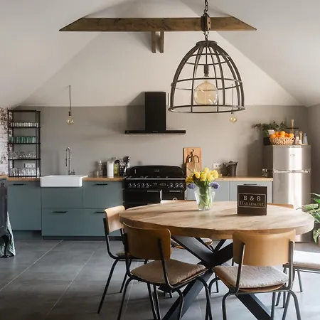 Hartenlust De Hooizolder Bed & Breakfast 3*